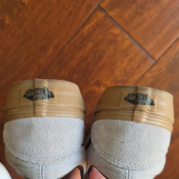 Vans Old Skool Gum Sole Sneakers - Shadow Gray Suede & Canvas - Picture 10 of 12